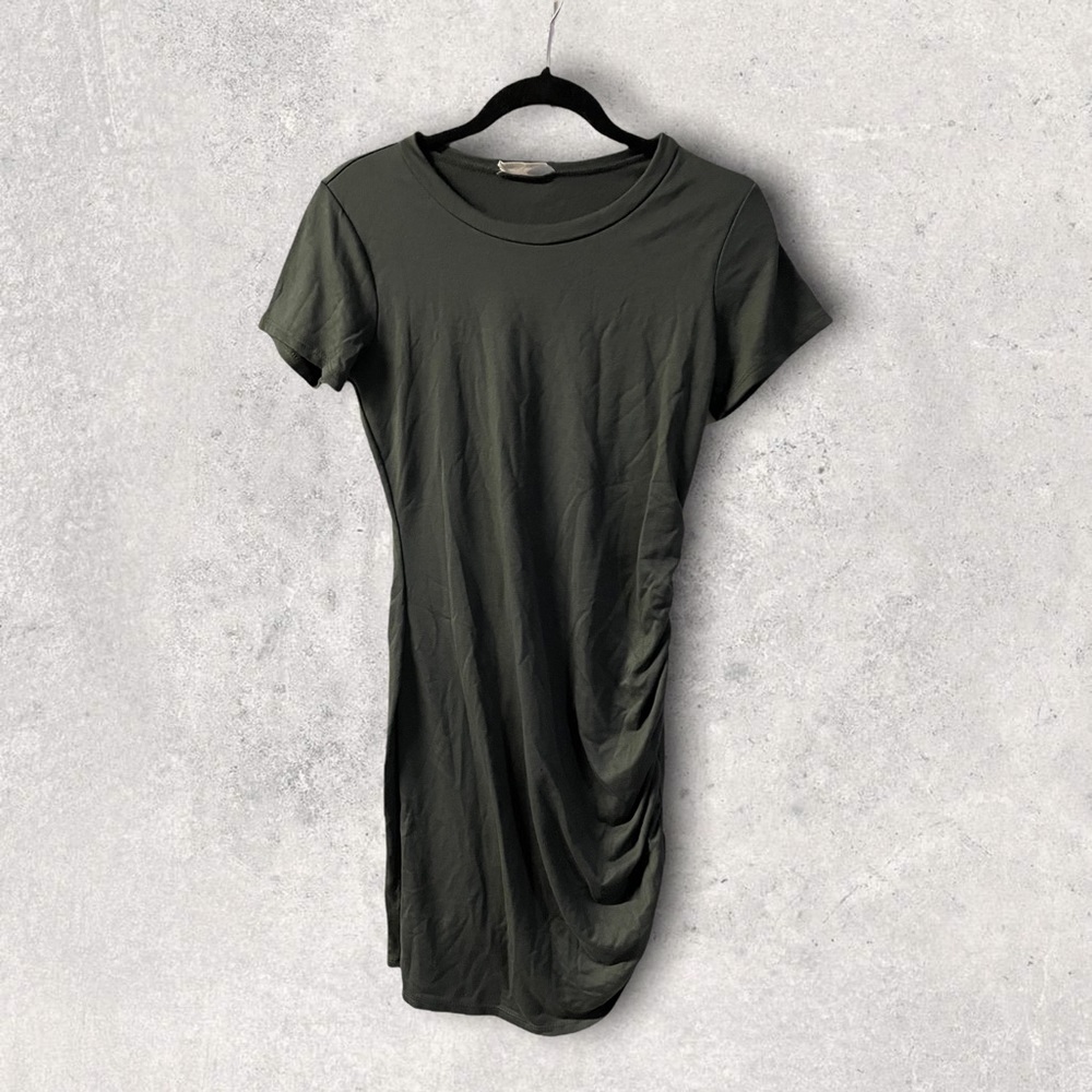 Small green axis dress